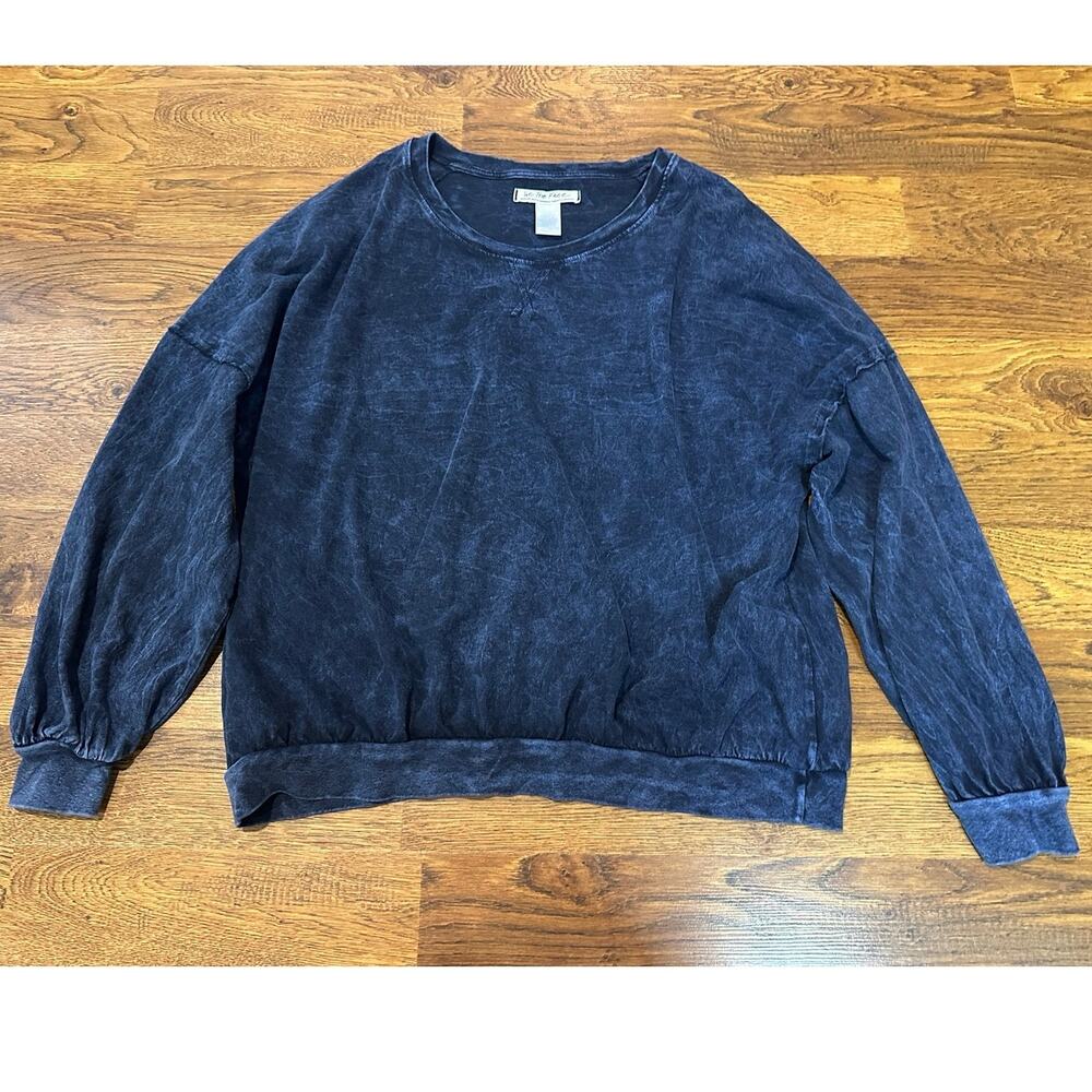 We The Free Acid Wash Lightweight Sweatshirt Navy Blue Women's Medium Relaxed